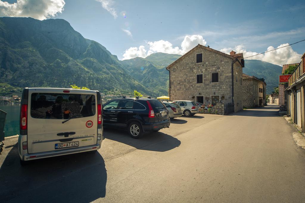 Apartments Villa Ferri Kotor Eksteriør bilde