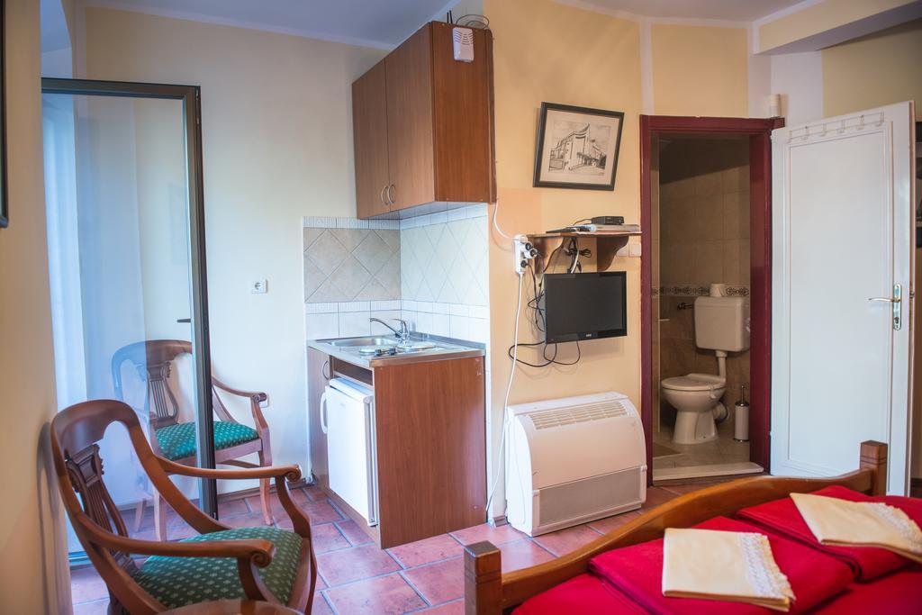 Apartments Villa Ferri Kotor Eksteriør bilde